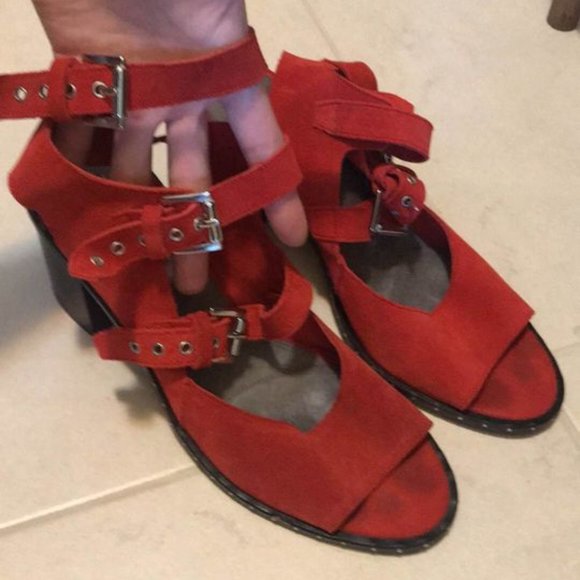 Topshop Strappy Sandals - Picture 1 of 4